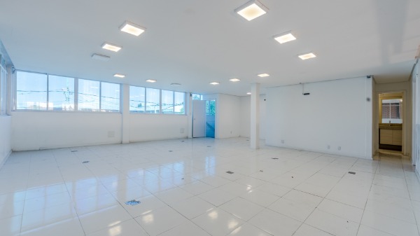 Depósito-Galpão-Armazém à venda, 543m² - Foto 17