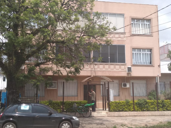 Apartamento com 49m², 2 dormitórios no bairro São João em PORTO ALEGRE para Comprar