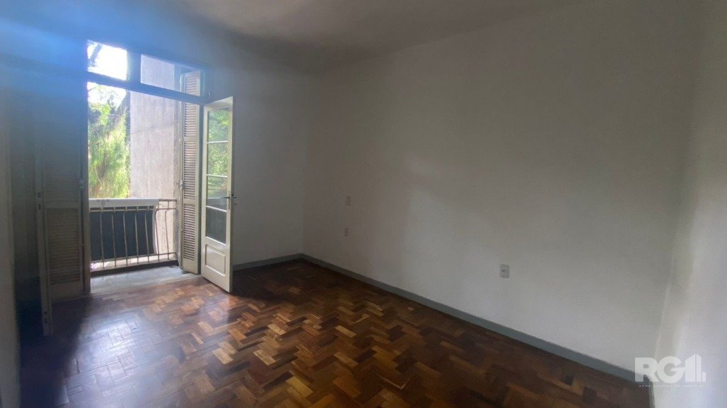 Apartamento à venda com 3 quartos, 85m², 1 vaga, Rua Pedro Americo no bairro São João em Porto Alegre