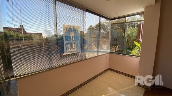 Apartamento à venda com 2 quartos, 90m² - Foto 2