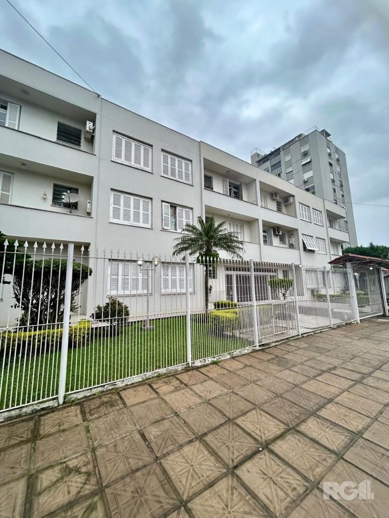 Apartamento à venda com 3 quartos, 980m² - Foto 1