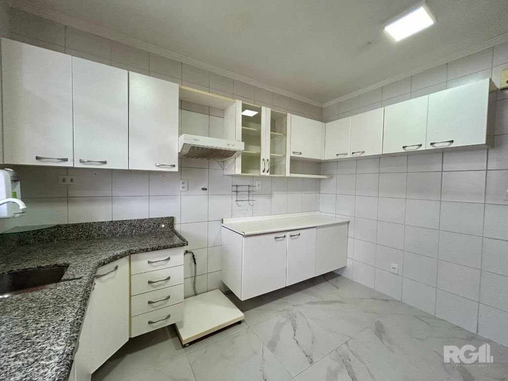 Apartamento à venda com 3 quartos, 100m² - Foto 4