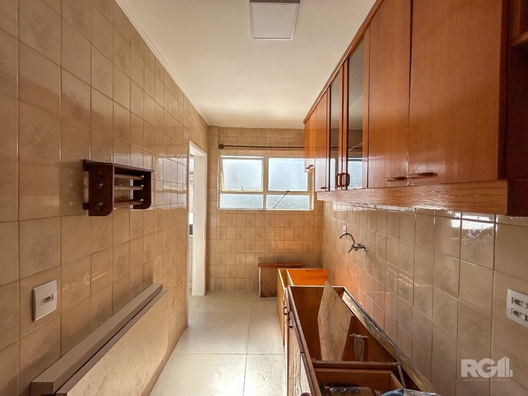 Apartamento à venda com 2 quartos, 77m² - Foto 3