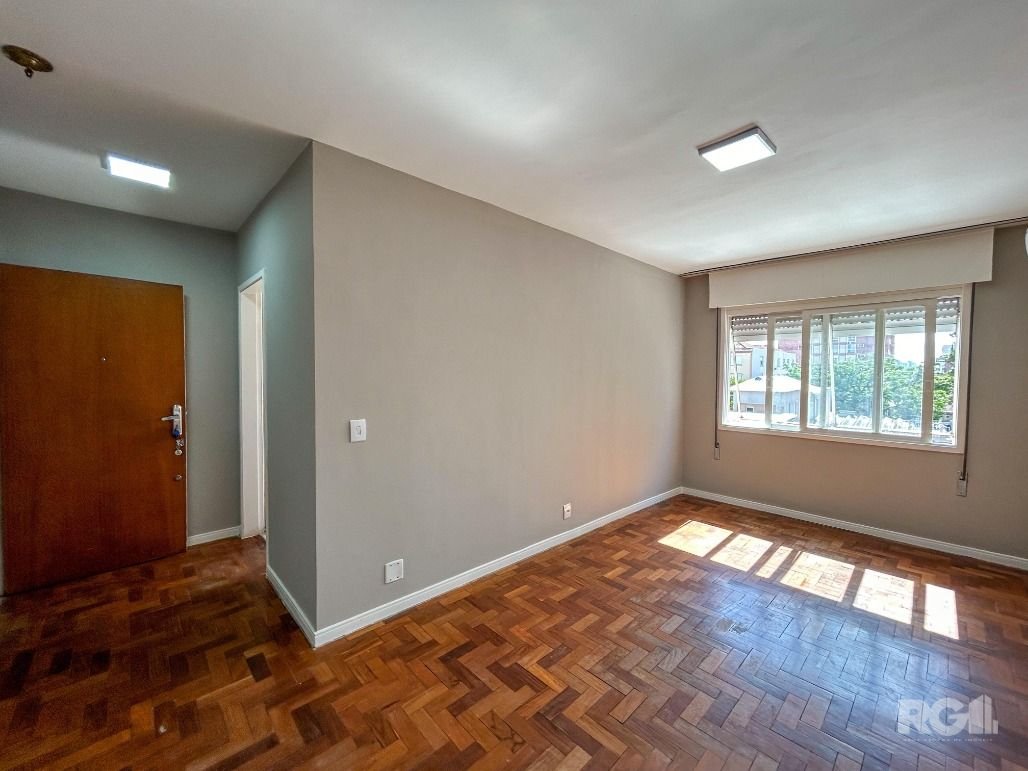 Apartamento à venda com 2 quartos, 77m² - Foto 4