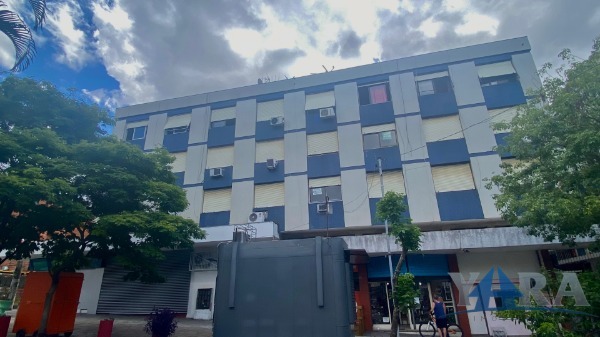 Apartamento com 65m², 2 dormitórios no bairro São João em PORTO ALEGRE para Comprar