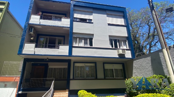 Apartamento com 85m², 3 dormitórios no bairro São João em PORTO ALEGRE para Comprar
